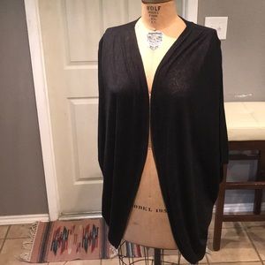 Black long lightweight vest - by Swell, size med